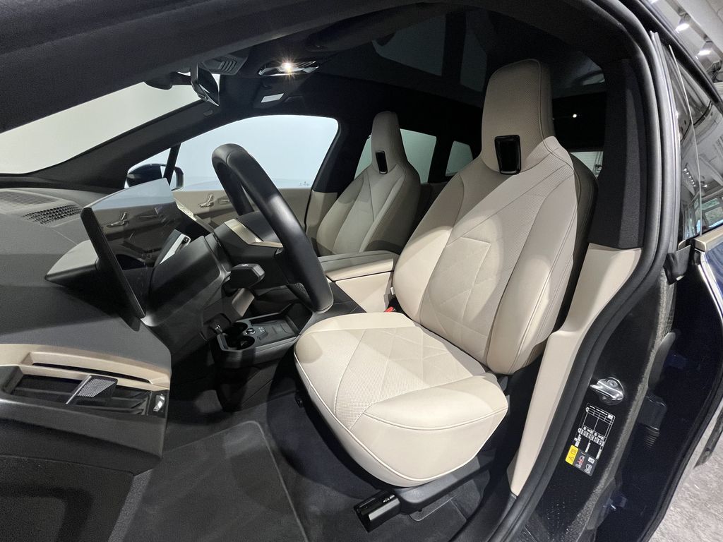 BMW iX 2022