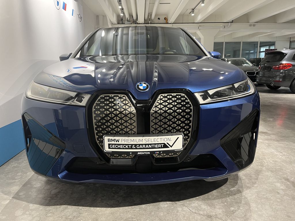 BMW iX 2022