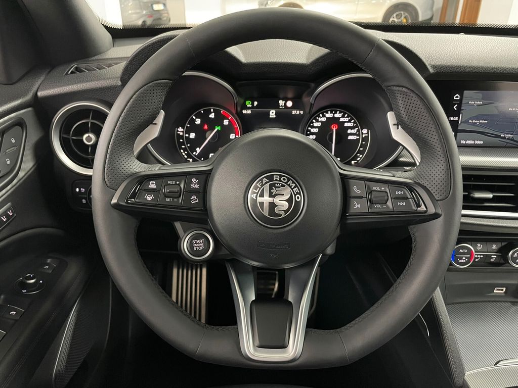 Alfa Romeo Stelvio 2021