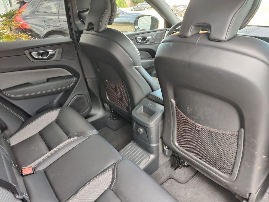 Volvo XC60 2024