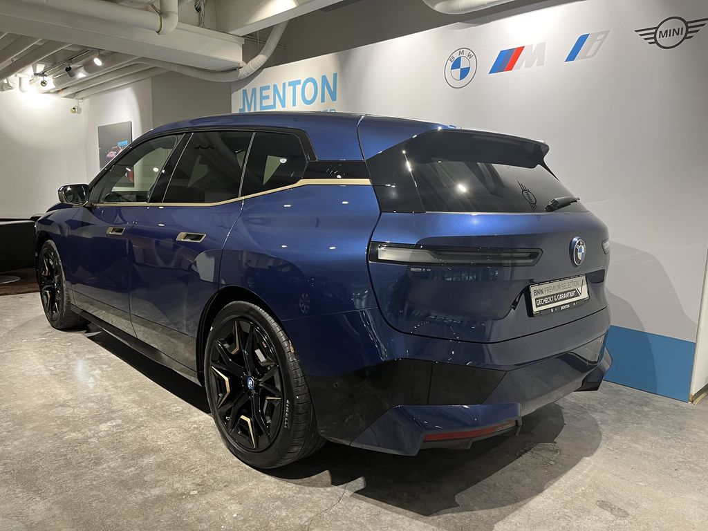 BMW iX 2022