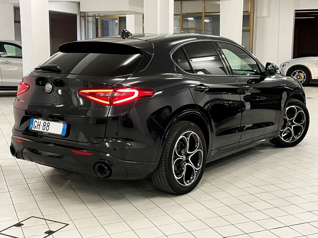 Alfa Romeo Stelvio 2021