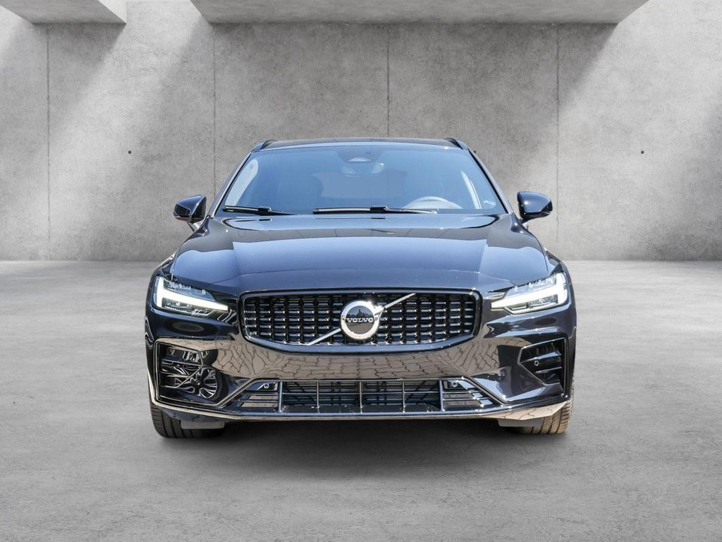 Volvo V60 2024