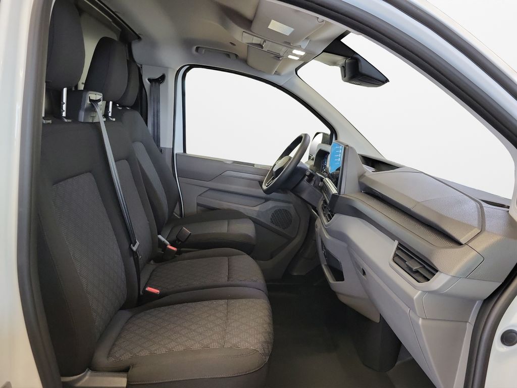 Volkswagen T7 Transporter 2025