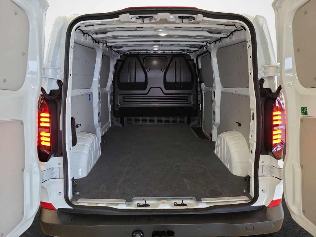 Volkswagen T7 Transporter 2025