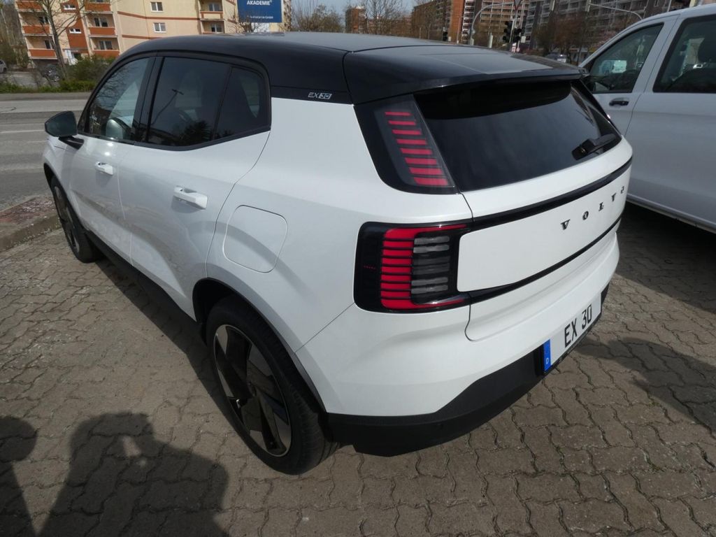 Volvo EX30 2025