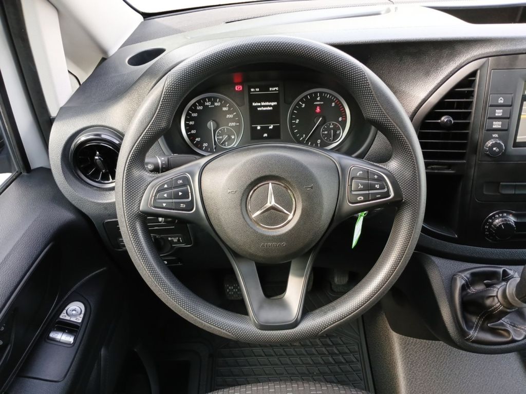 Mercedes-Benz Vito 2023