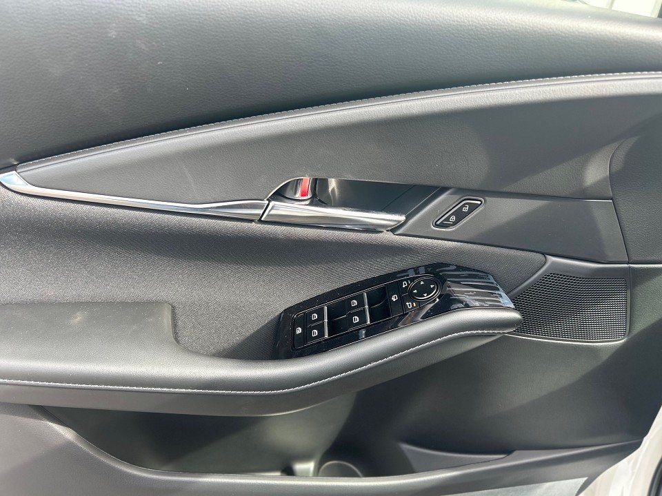 Mazda CX-30 2025