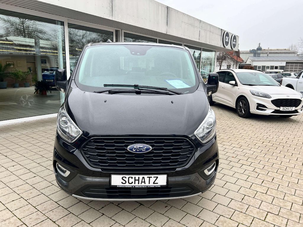 Ford Tourneo Custom 2023