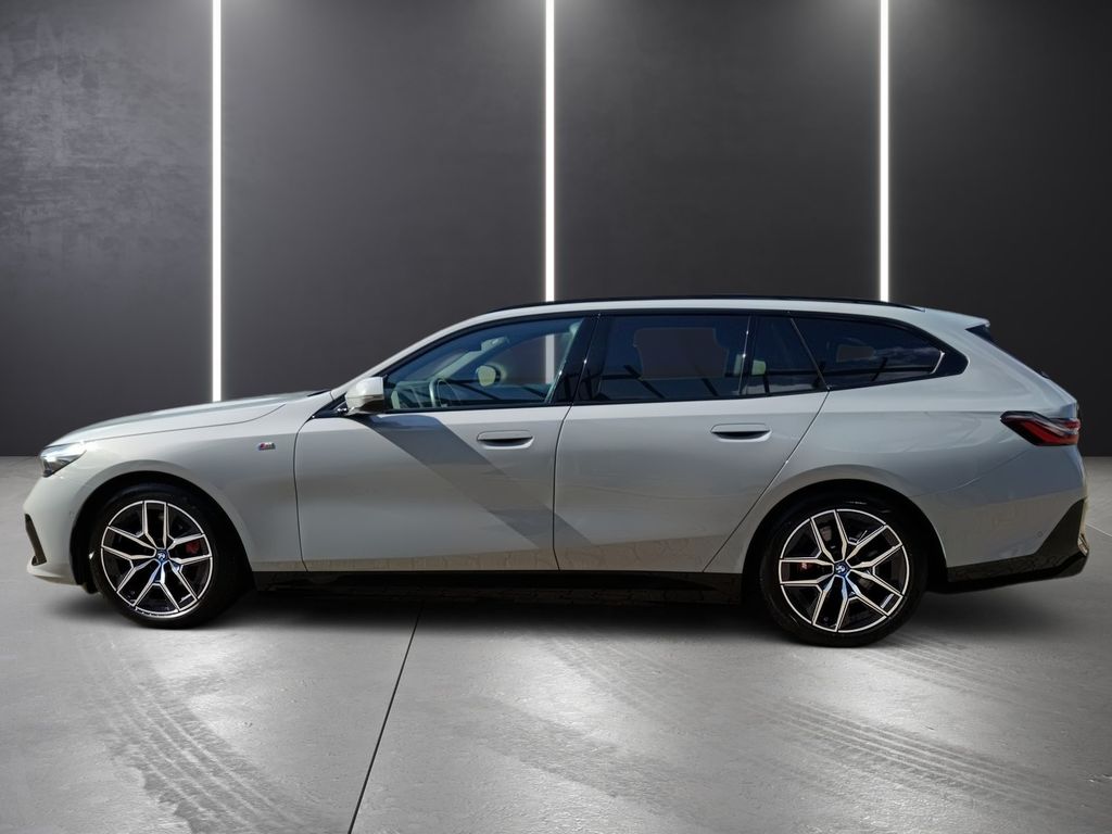 BMW i5 2024