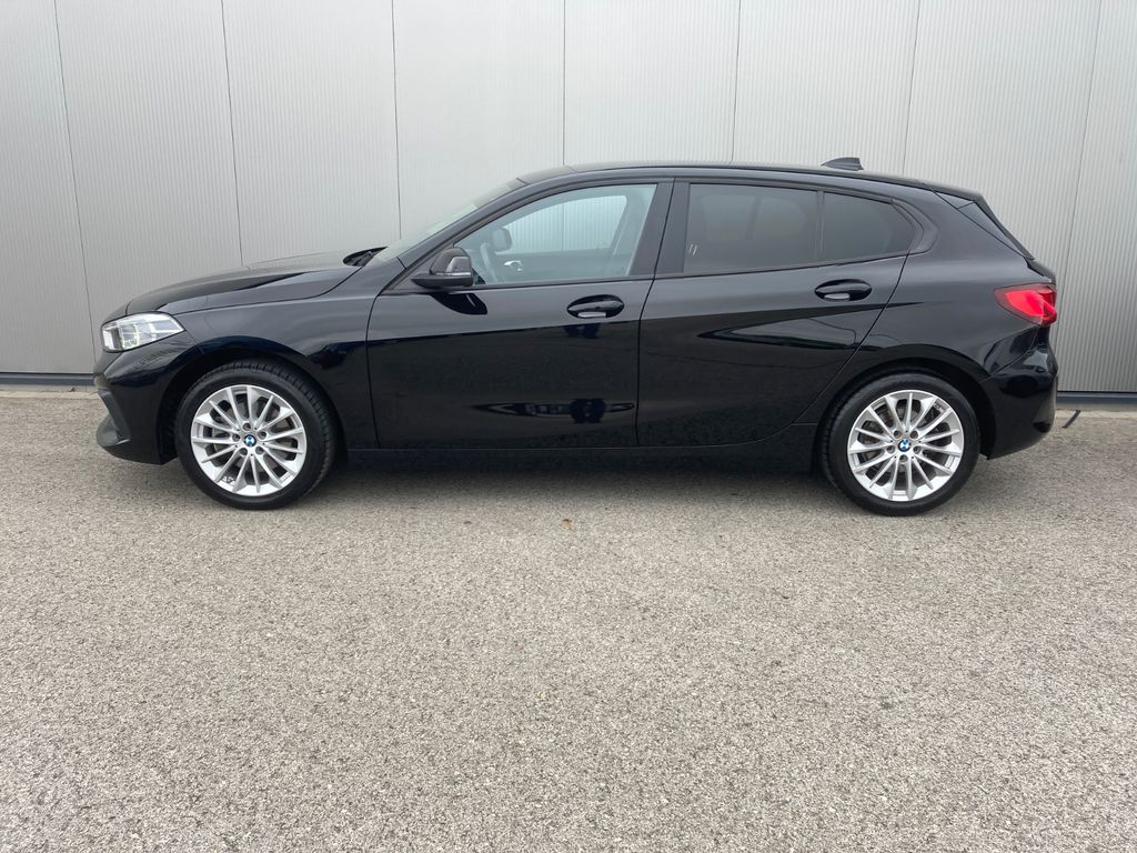BMW 116 2021
