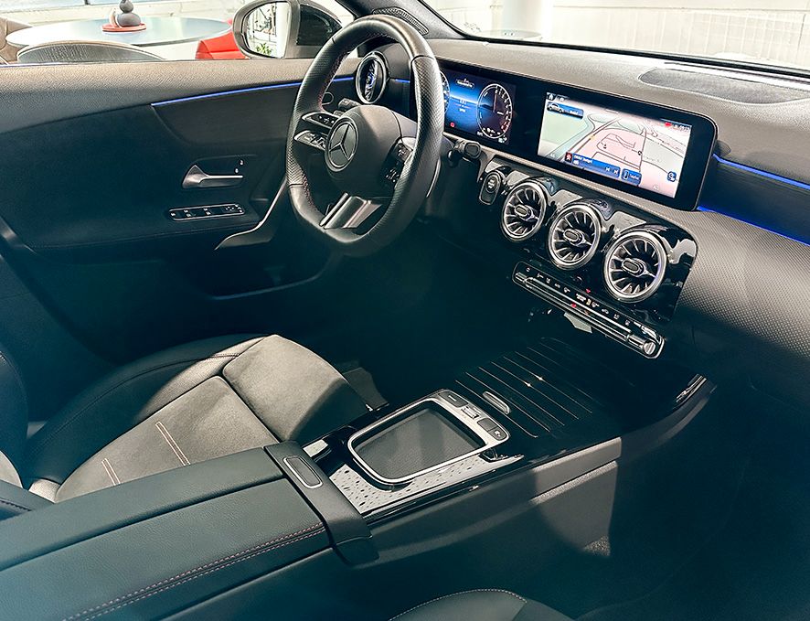 Mercedes-Benz A 250 2024