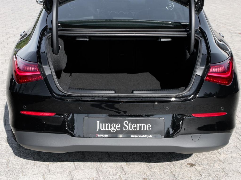 Mercedes-Benz CLA 180 2024