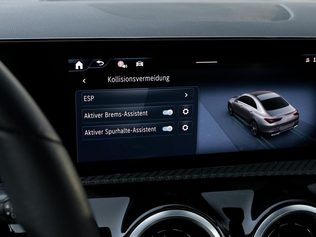 Mercedes-Benz CLA 180 2024