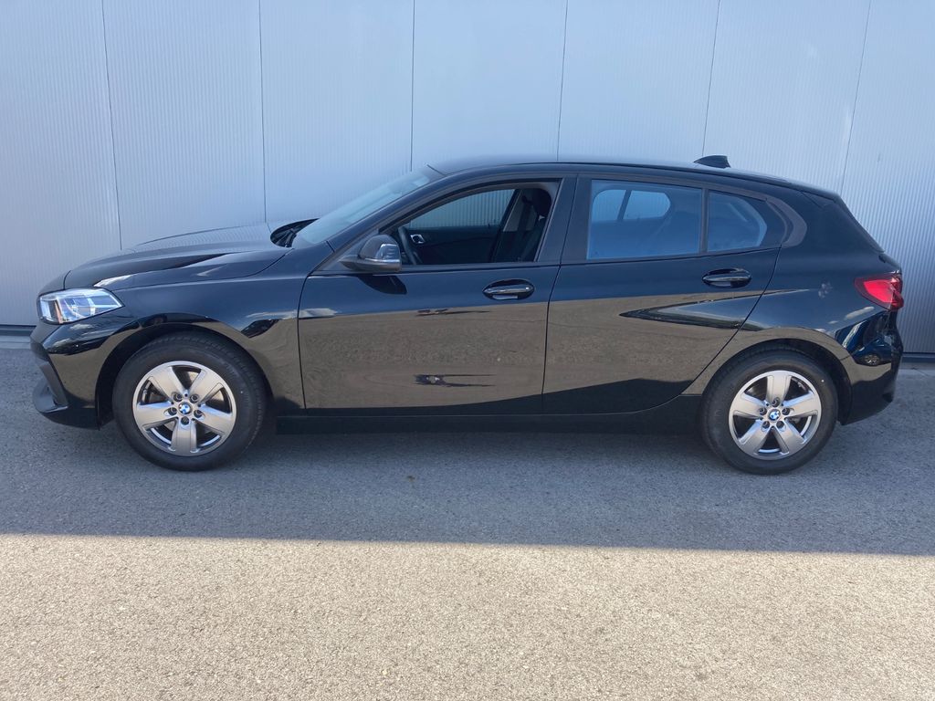 BMW 118 2021