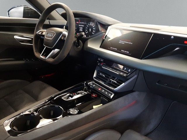 Audi RS e-tron GT 2023