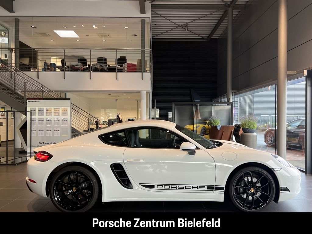 Porsche Cayman 2024