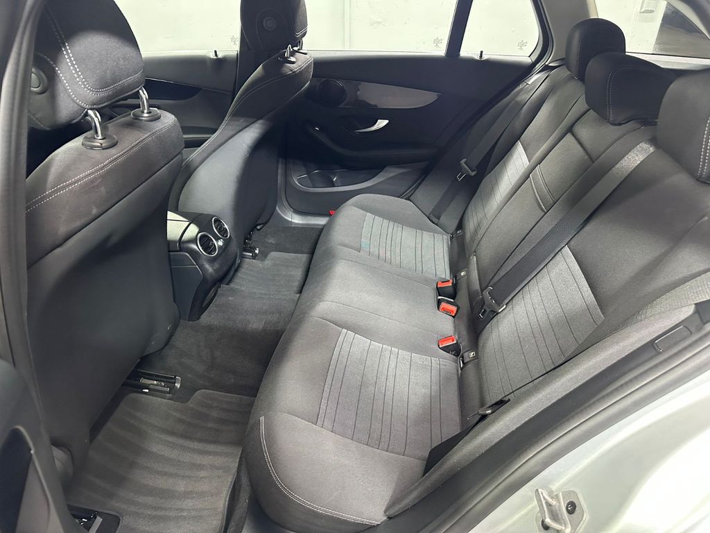 Mercedes-Benz C 200 2021