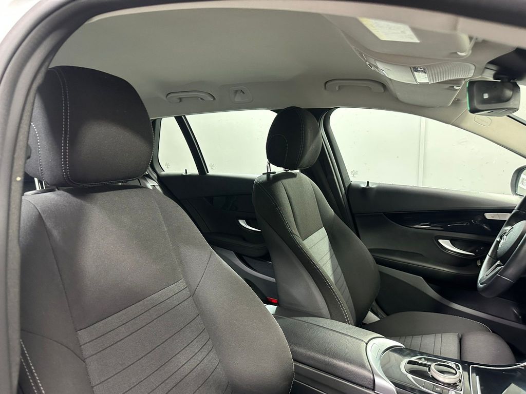 Mercedes-Benz C 200 2021