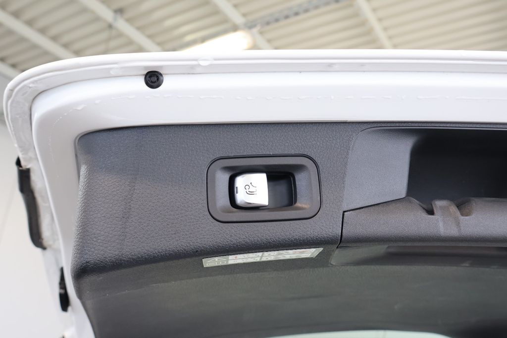 Mercedes-Benz C 300 2020