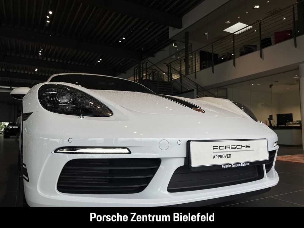 Porsche Cayman 2024