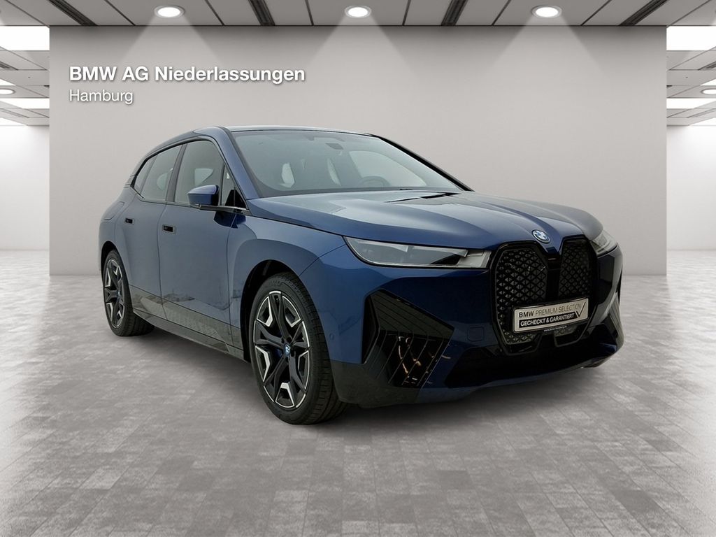BMW iX 2023