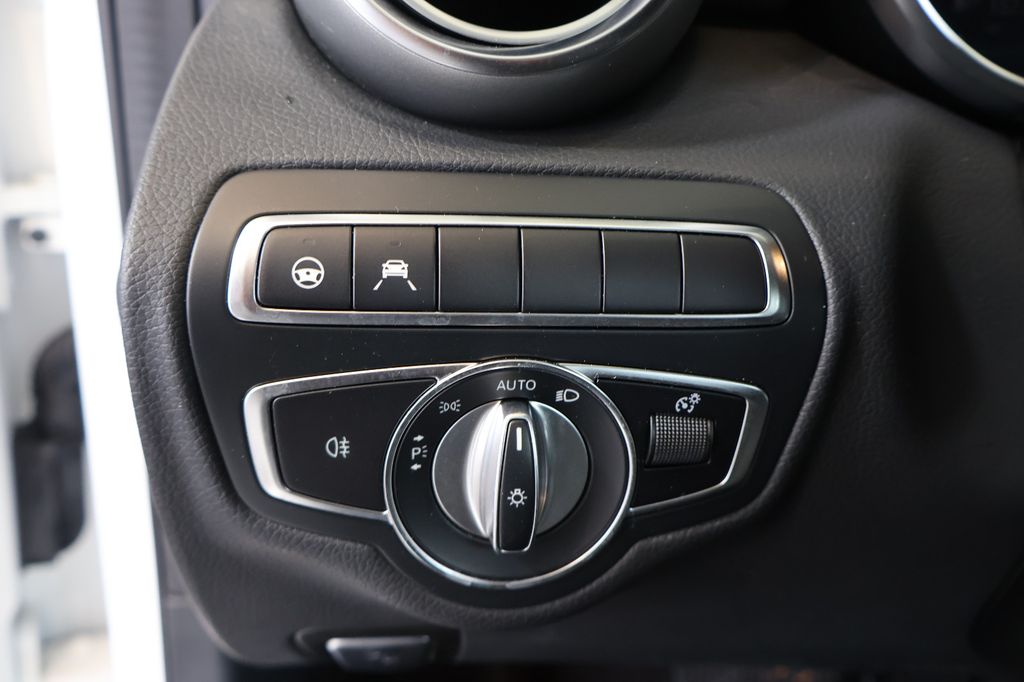 Mercedes-Benz C 300 2020