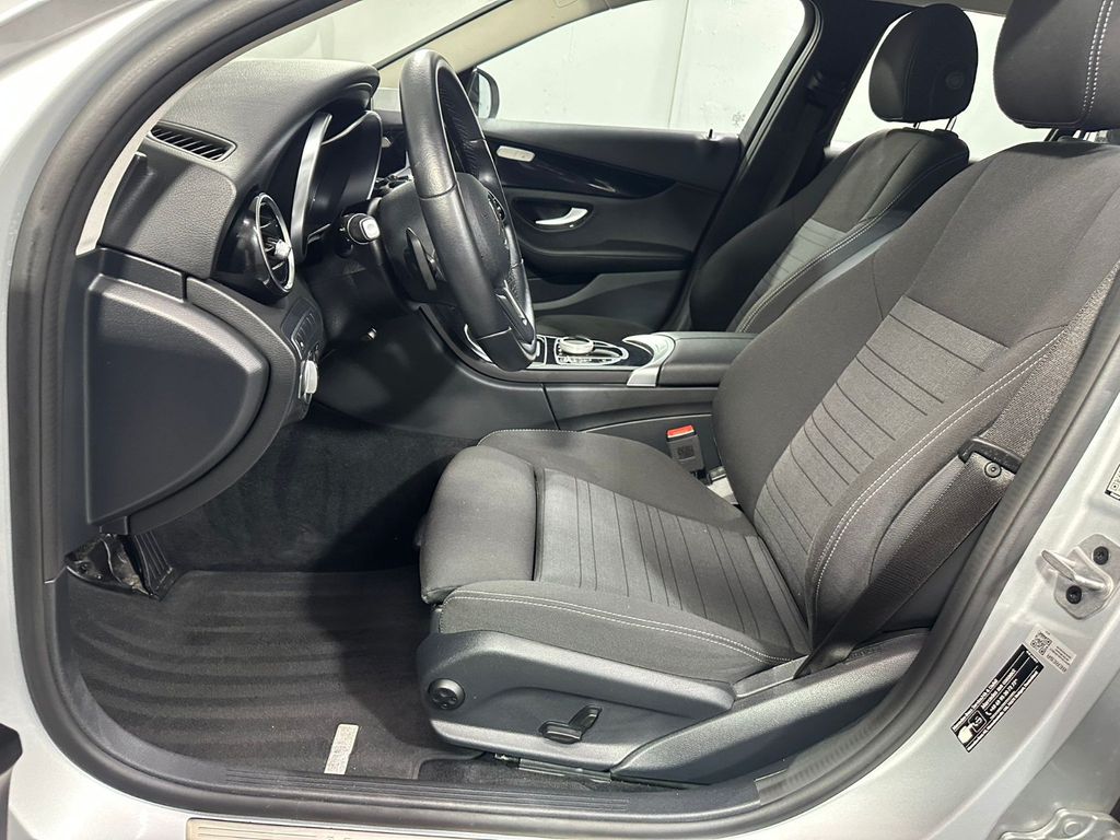 Mercedes-Benz C 200 2021