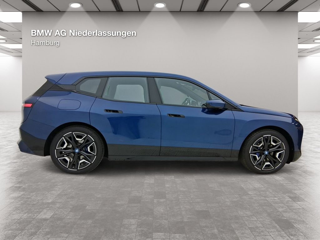 BMW iX 2023
