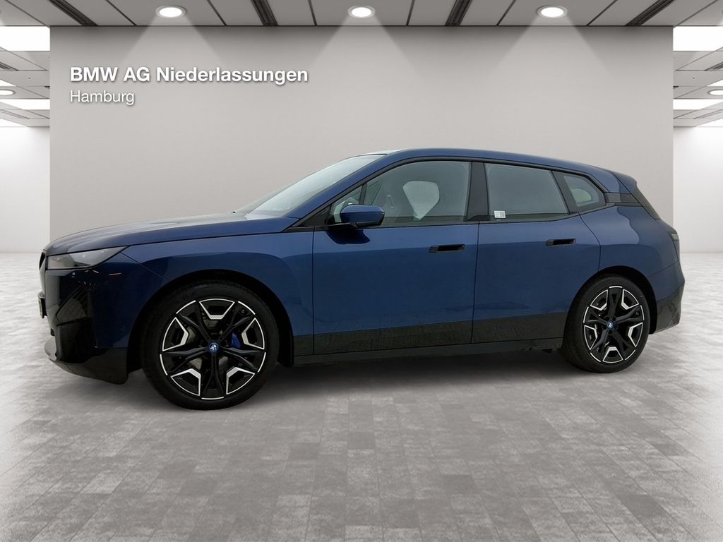 BMW iX 2023