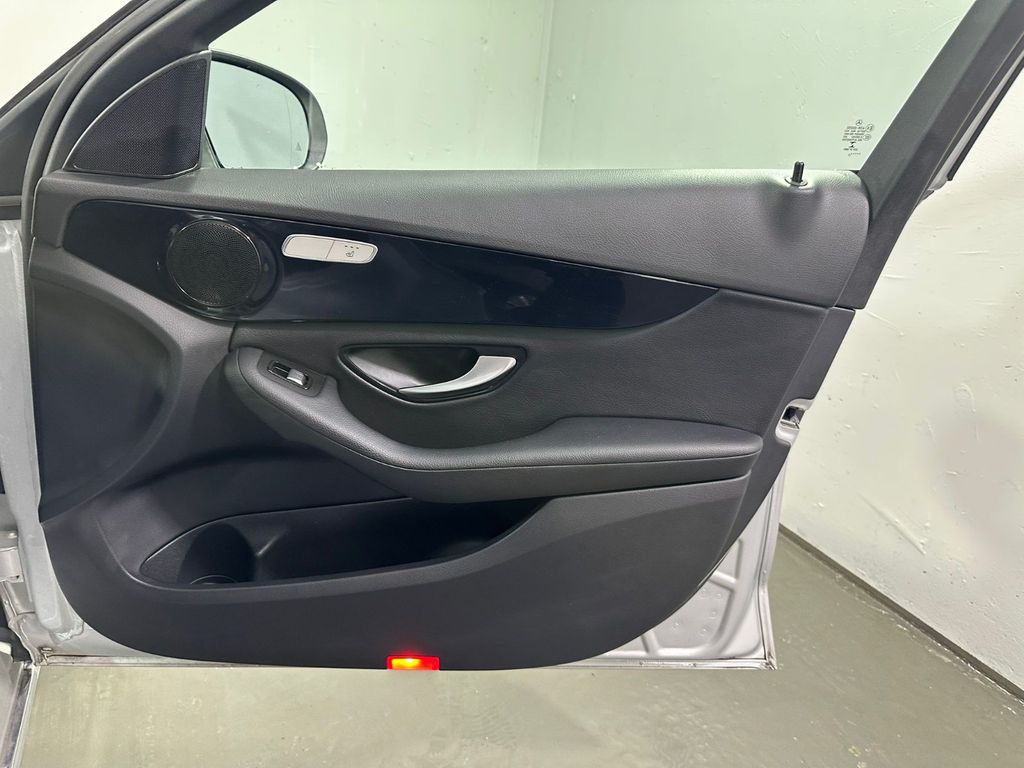 Mercedes-Benz C 200 2021