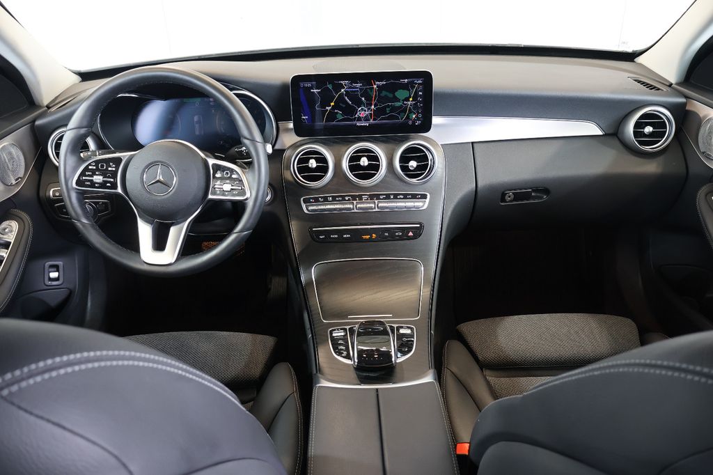 Mercedes-Benz C 300 2020