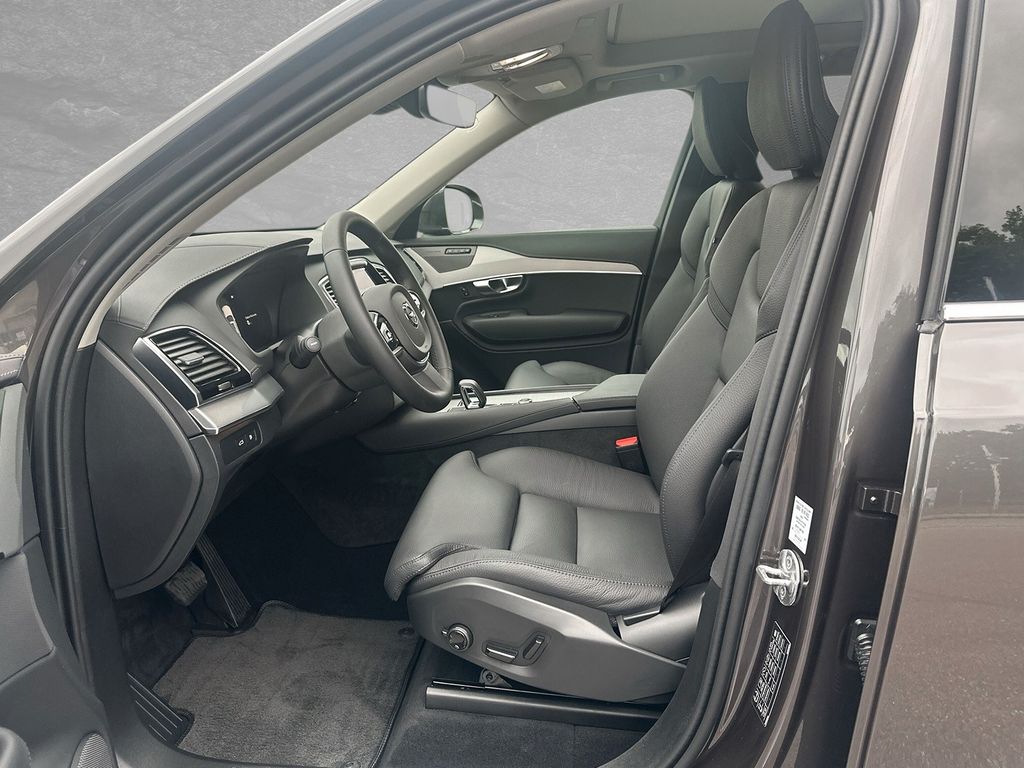 Volvo XC90 2025