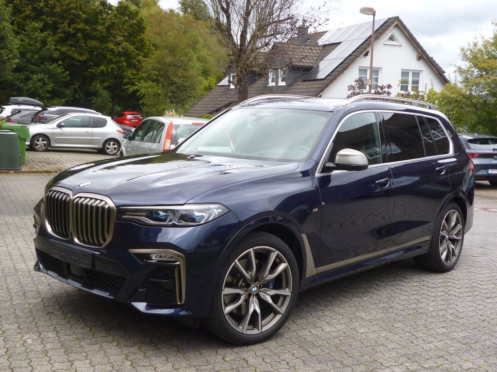 BMW X7 M50 2020