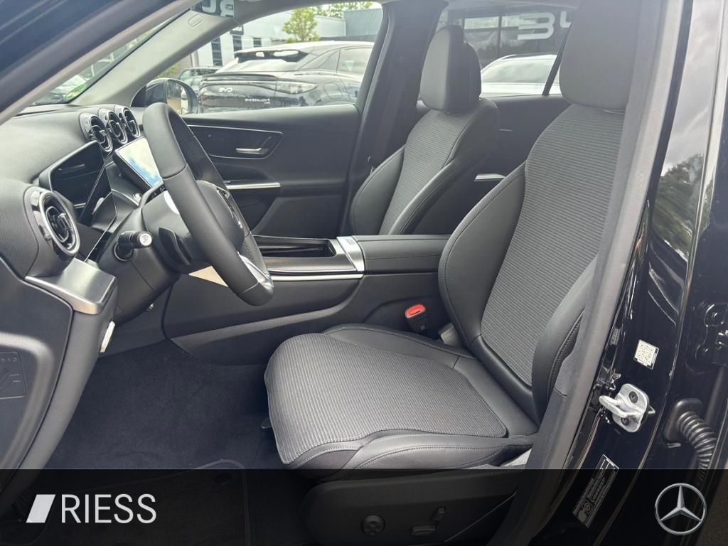 Mercedes-Benz GLC 300 2025