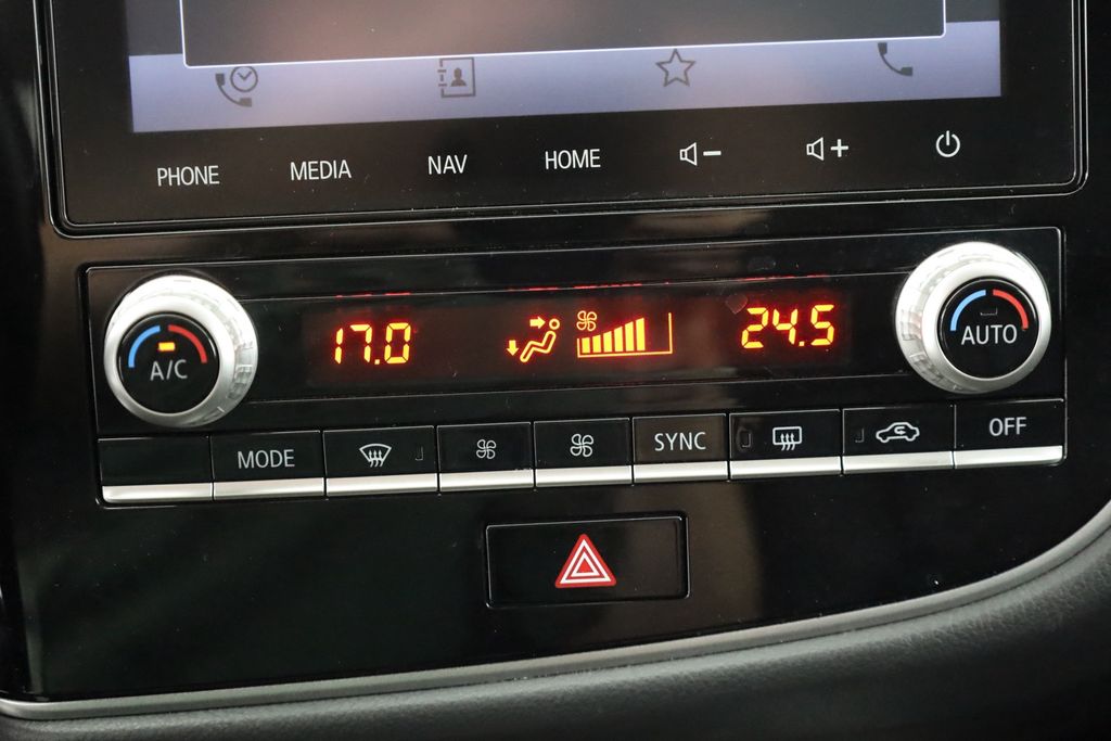 Mitsubishi Outlander 2020