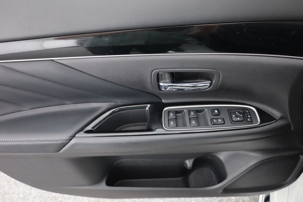 Mitsubishi Outlander 2020