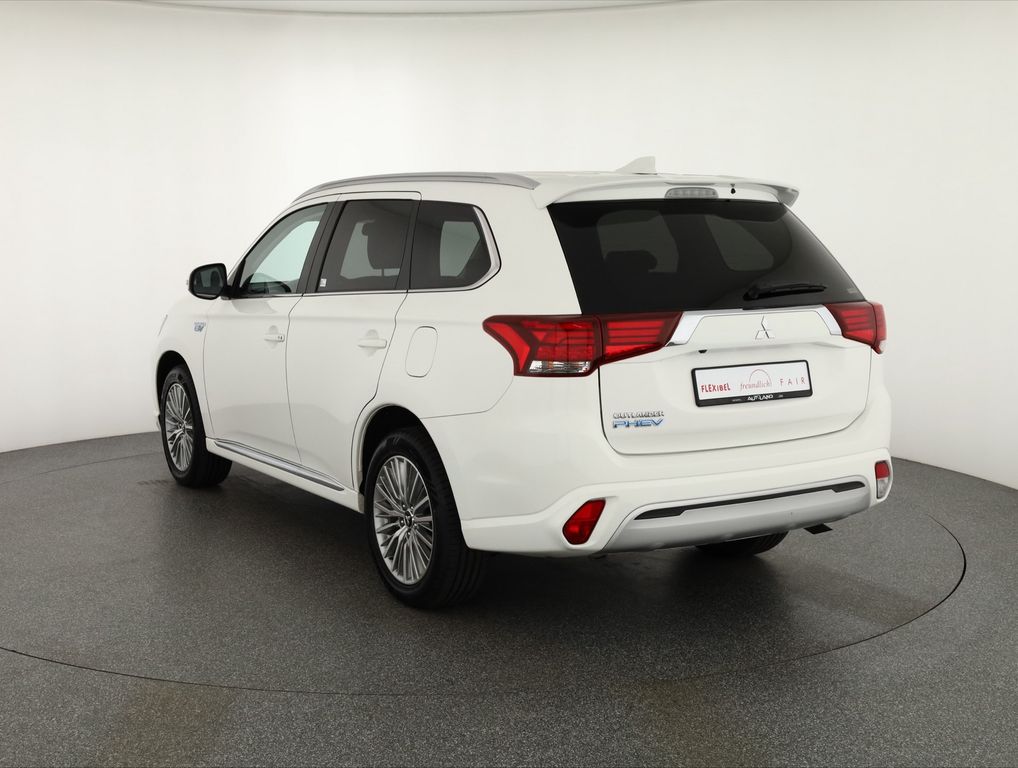 Mitsubishi Outlander 2020