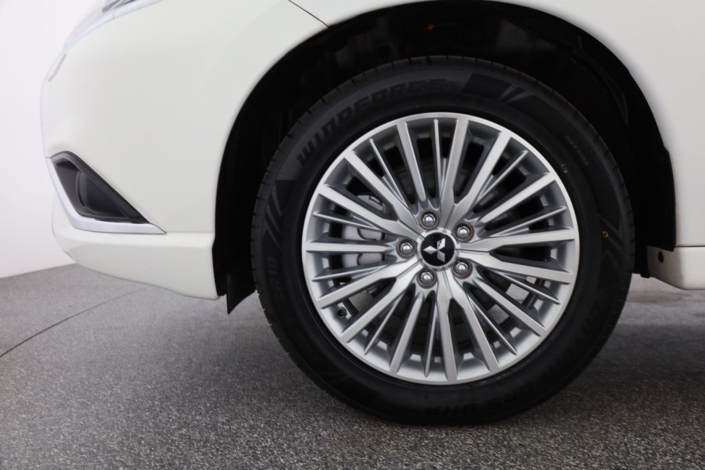 Mitsubishi Outlander 2020