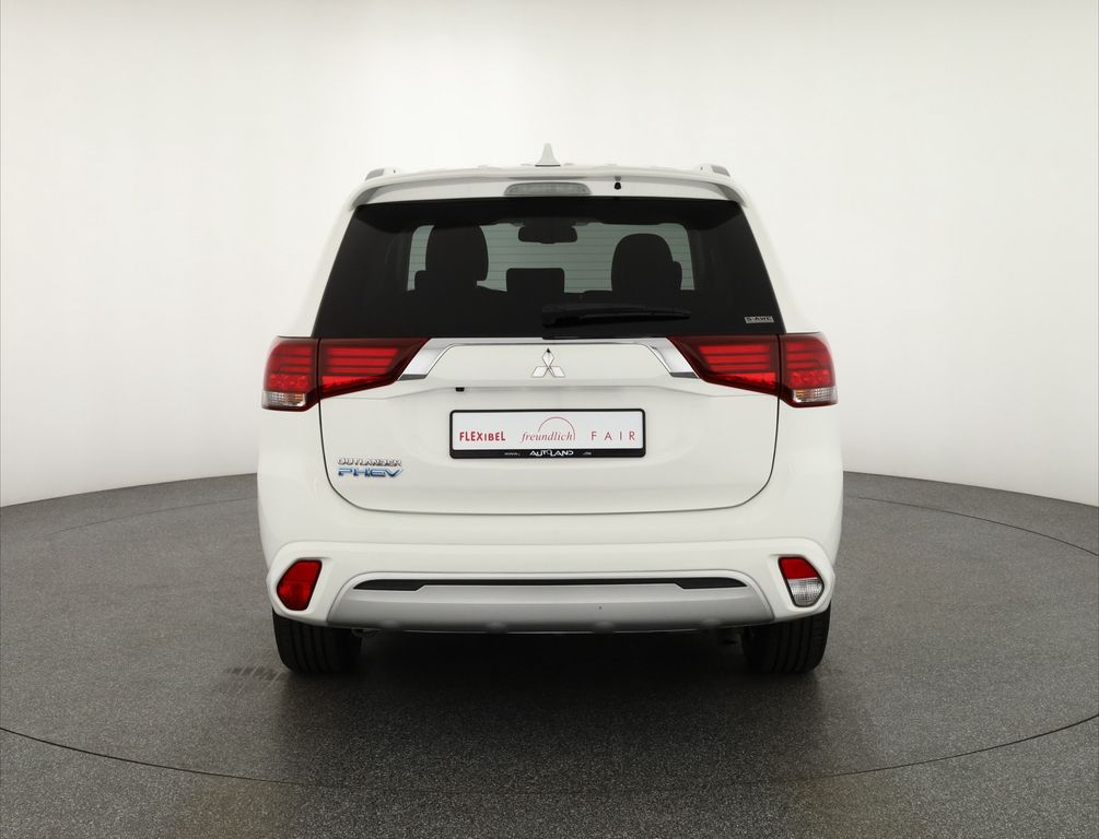 Mitsubishi Outlander 2020