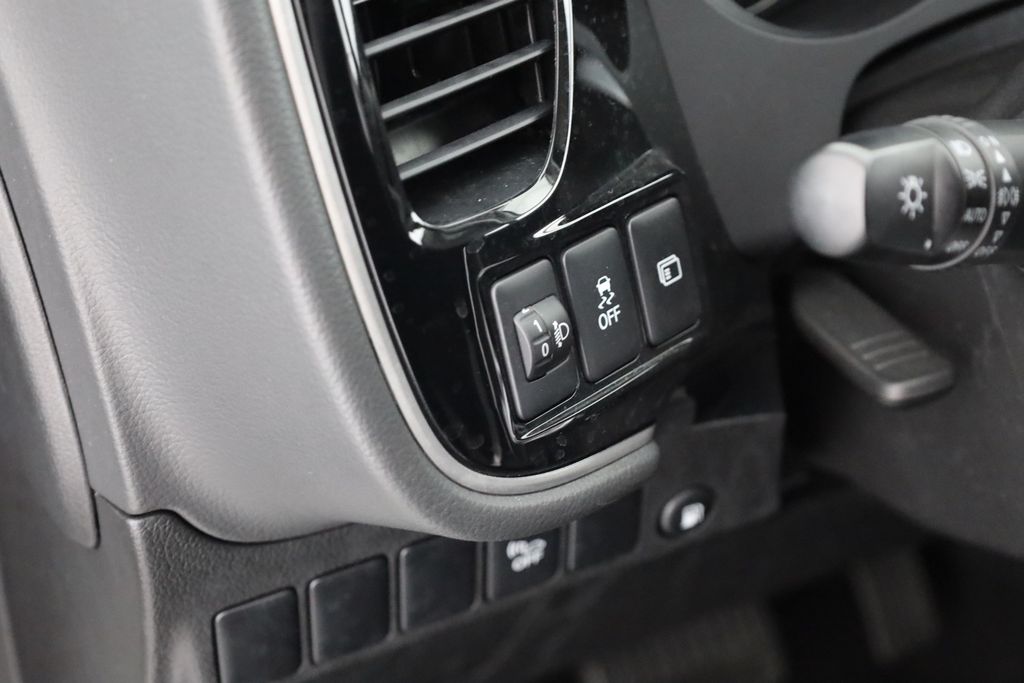 Mitsubishi Outlander 2020