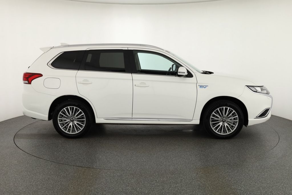 Mitsubishi Outlander 2020