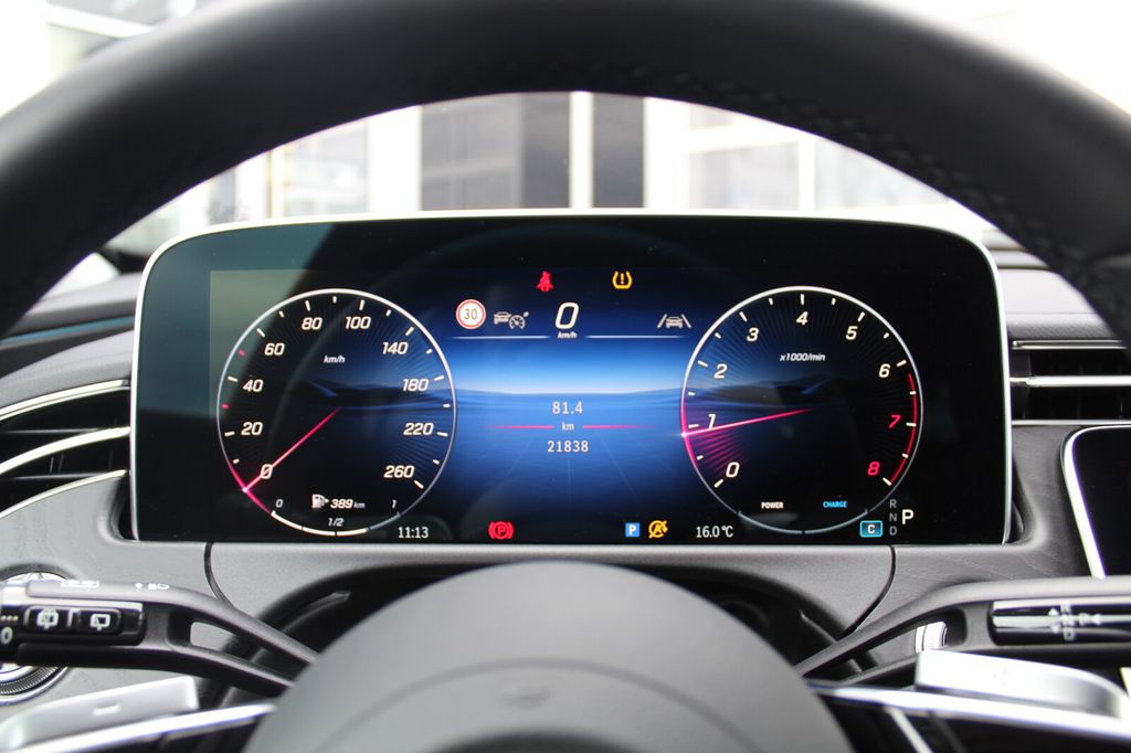 Mercedes-Benz E 200 2025