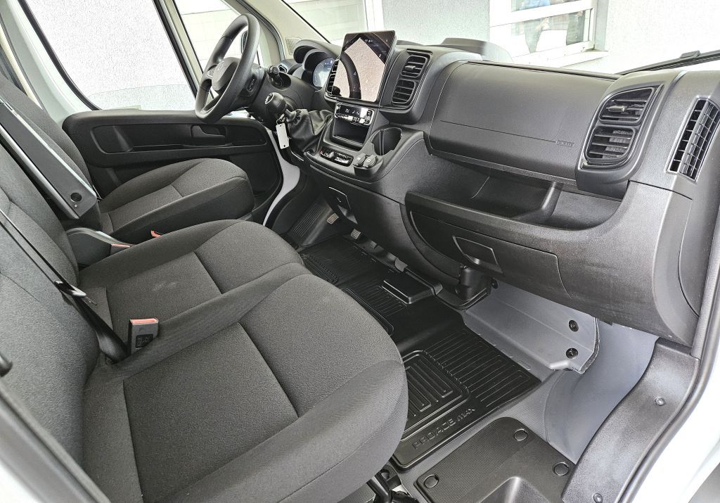 Toyota Proace Max 2025