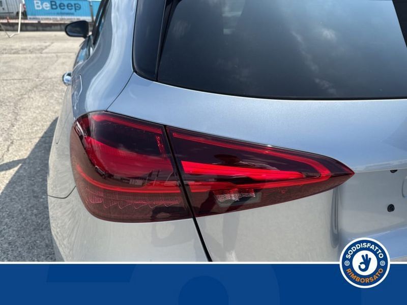 Mercedes-Benz A 180 2025