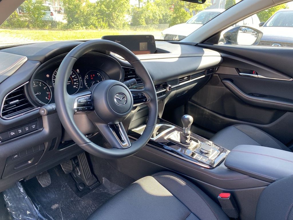 Mazda CX-30 2025