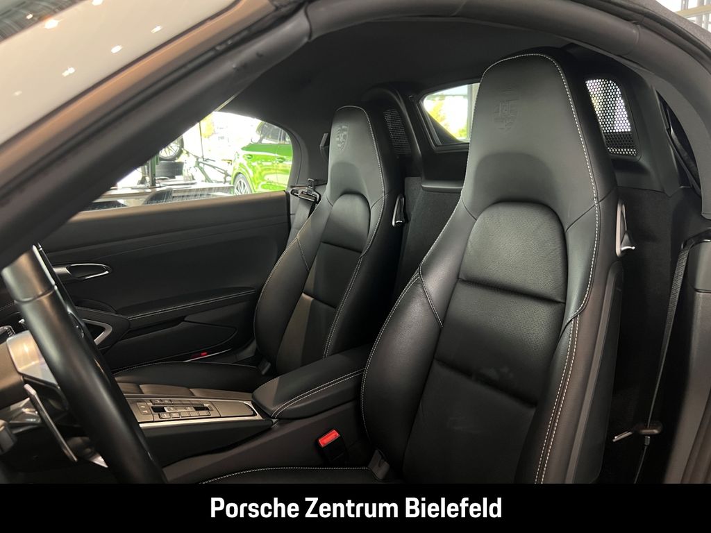 Porsche Boxster 2024