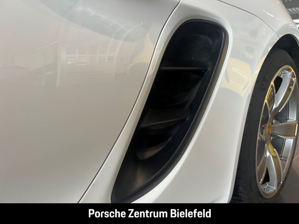 Porsche Boxster 2024