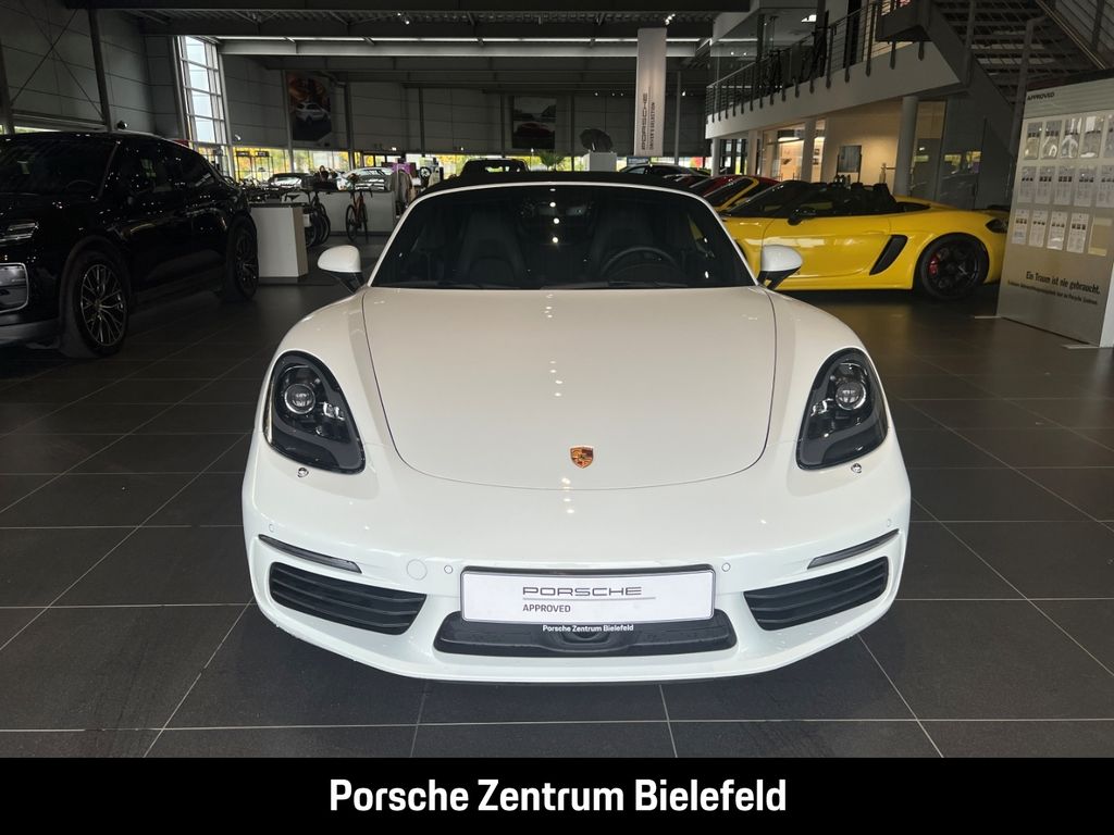 Porsche Boxster 2024