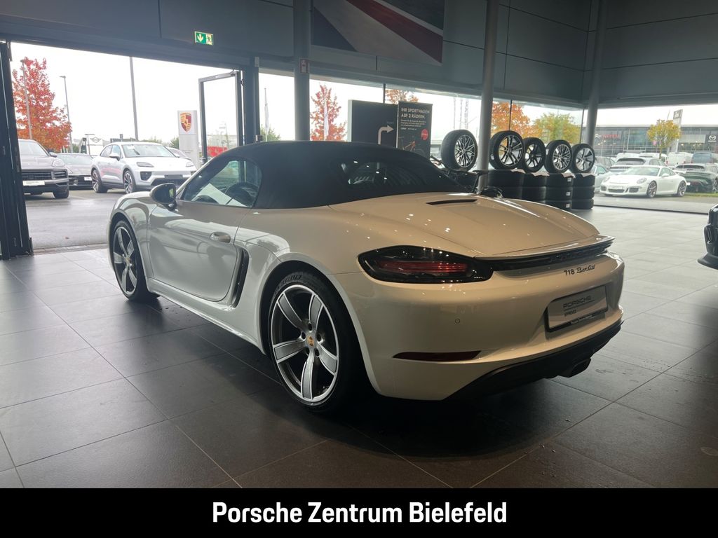 Porsche Boxster 2024